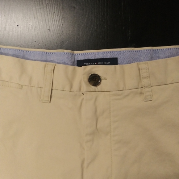 Tommy Hilfiger | Men's Casual Shorts Tan - Picture 3 of 6